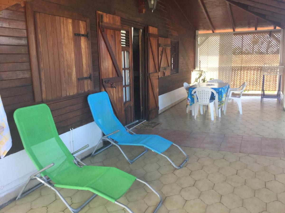 Chez Ninette Pres Des Sources Chaudes Villa Bouillante Dış mekan fotoğraf